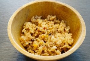梅ズバッのもち麦ダイエット方法｜芸能人も2週間で痩せた浜内千波さんのレシピ